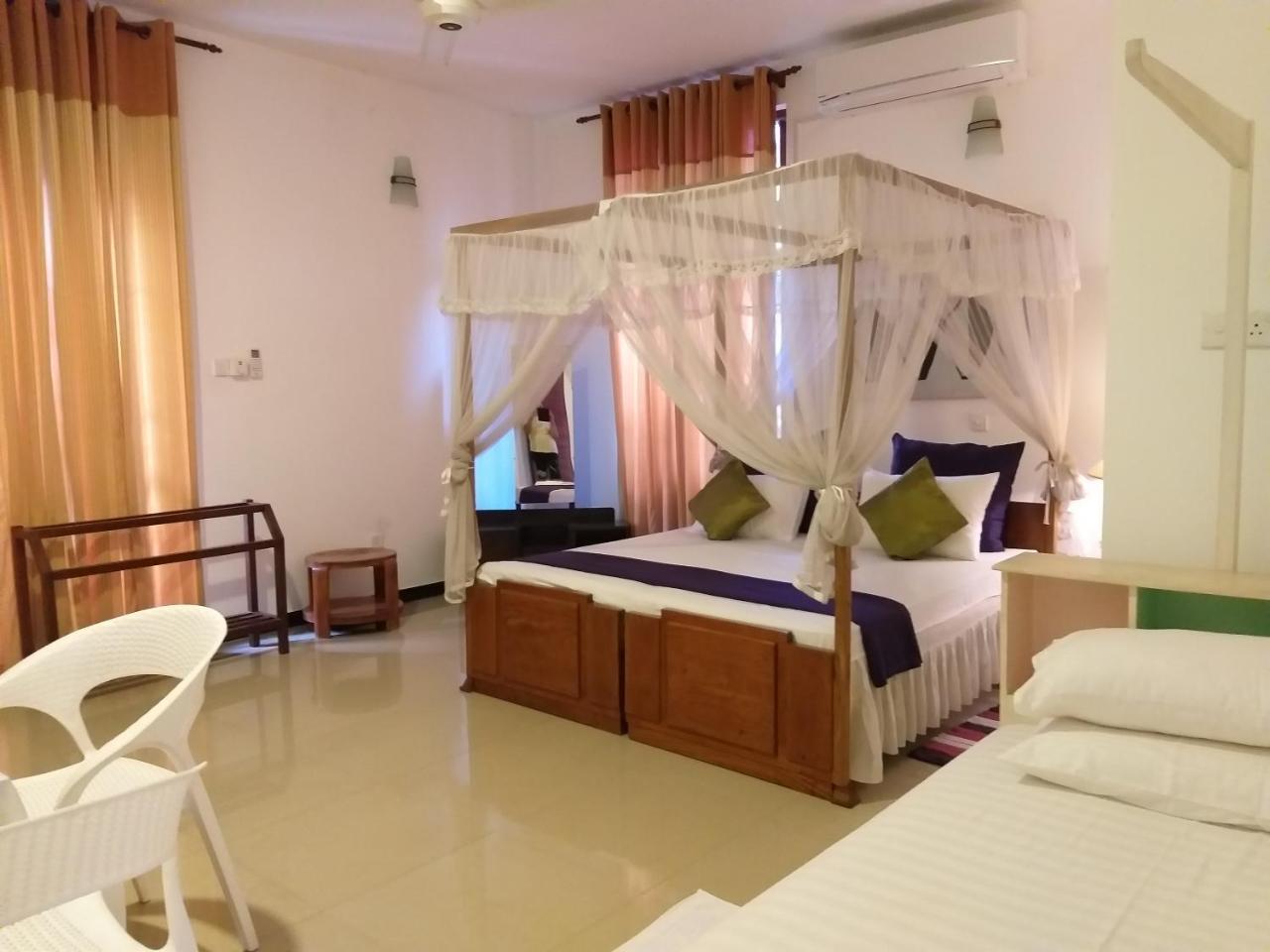 Cosy Nest Home Stay Negombo Cameră foto